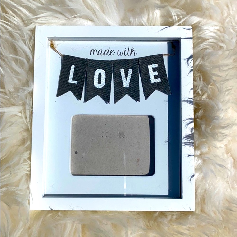 “Made with Love” Photo Frame